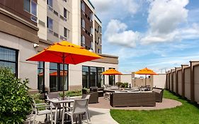 Courtyard By Marriott Edmonton West